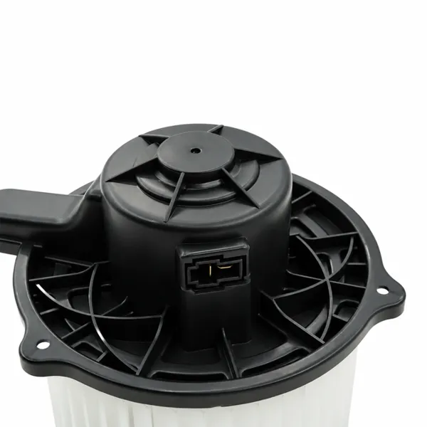 Hyundai iLoad TQ heater blower motor, rear view showing rectangular two-pin socket and ribbed housing